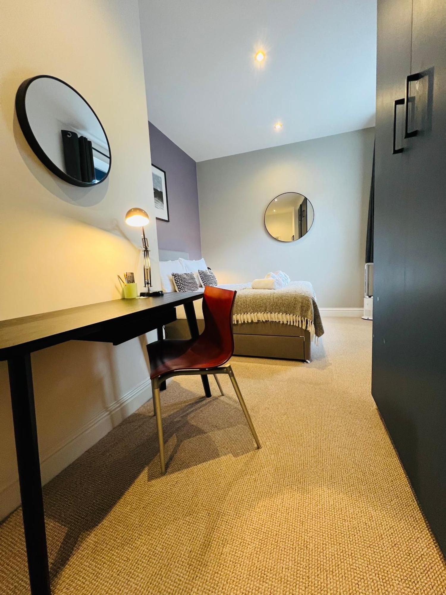 8, St Marys , Private Double Ensuite Room 트루로 외부 사진